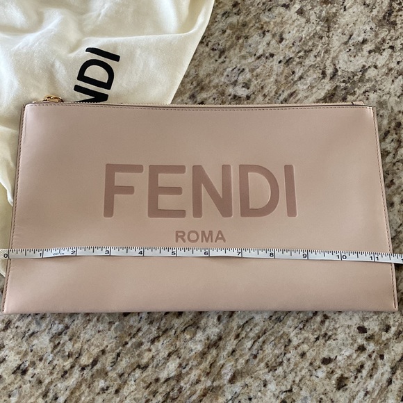 fendi medium pouch - Picture 10 of 12